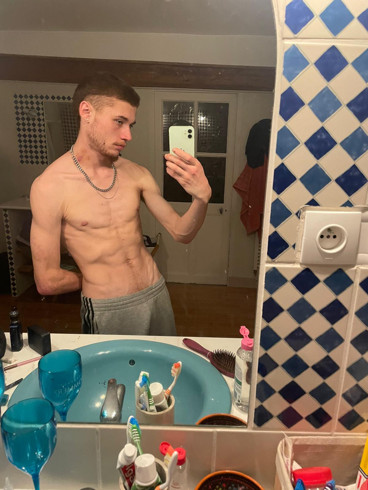 Hassane - Patones - Madrid | Gay