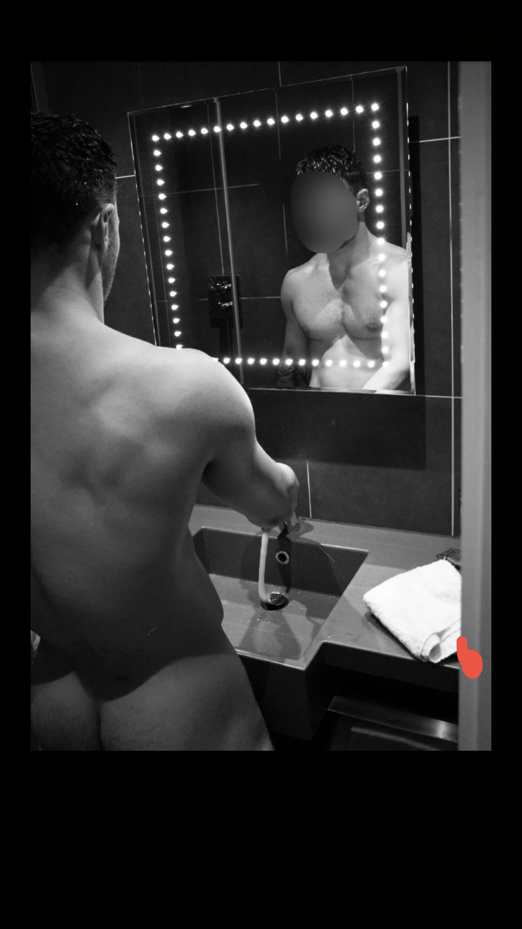 Moustafa - Montejo de la Sierra - Madrid | Gay
